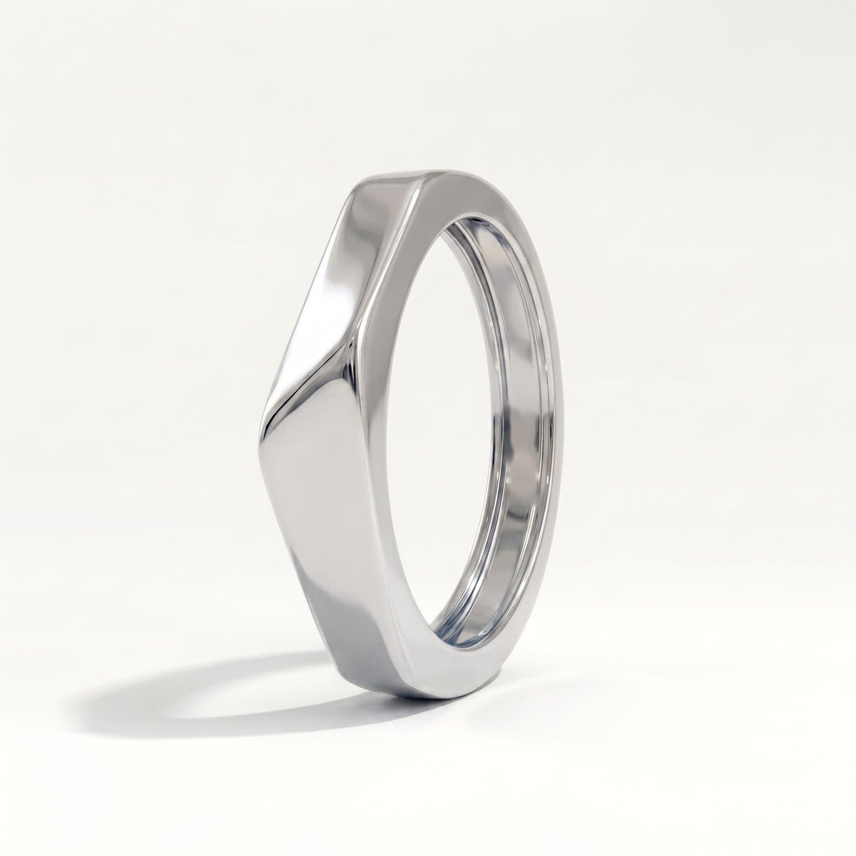 14k white gold edge ring