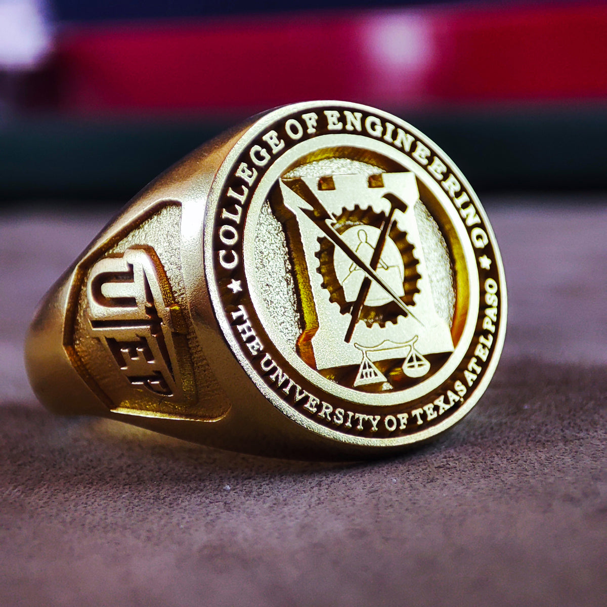 Custom Gold Vermeil University Signet Ring, Personalized Graduation Keepsake