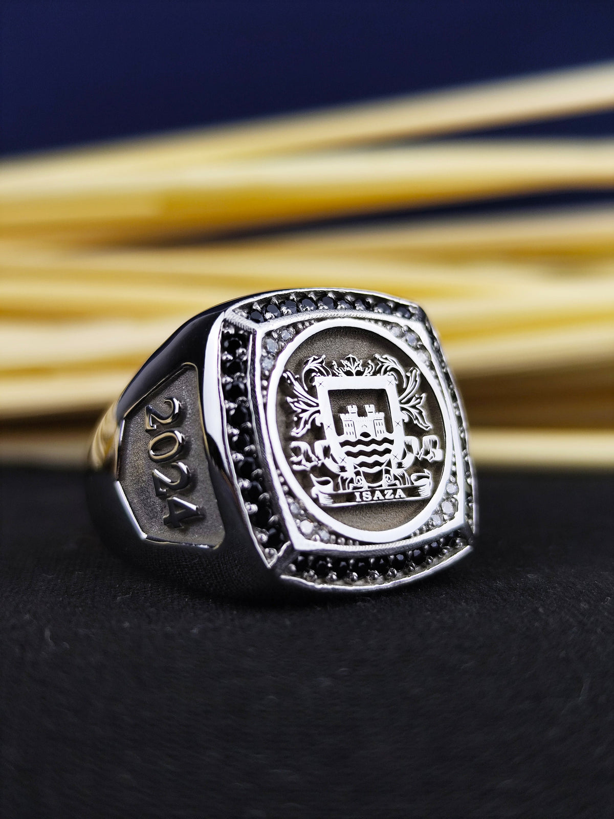 Coat of Arms Ring: Custom Engraved Family Crest Signet Men's Silver