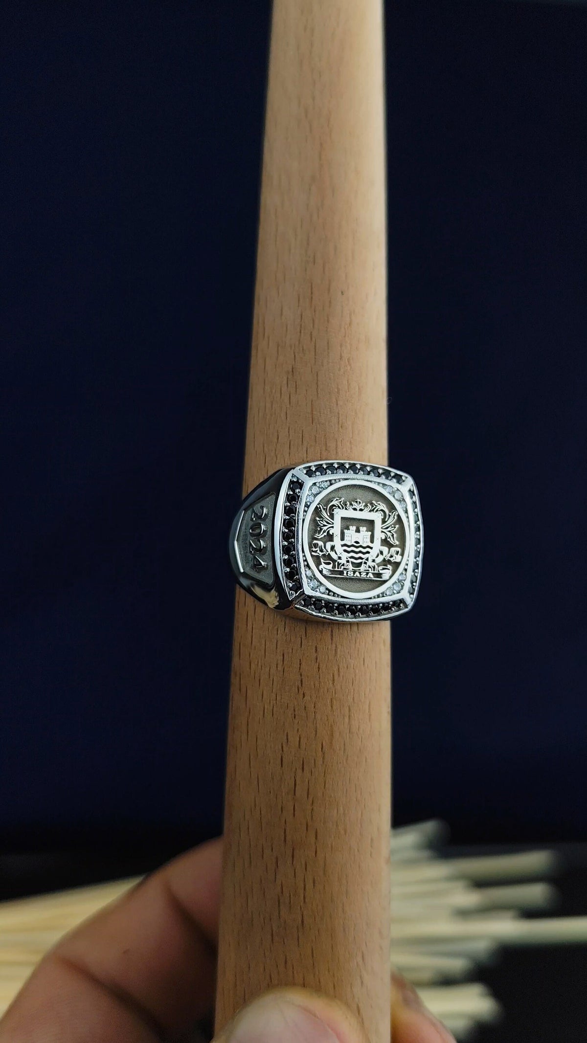 Coat of Arms Ring: Custom Engraved Family Crest Signet Men's Silver