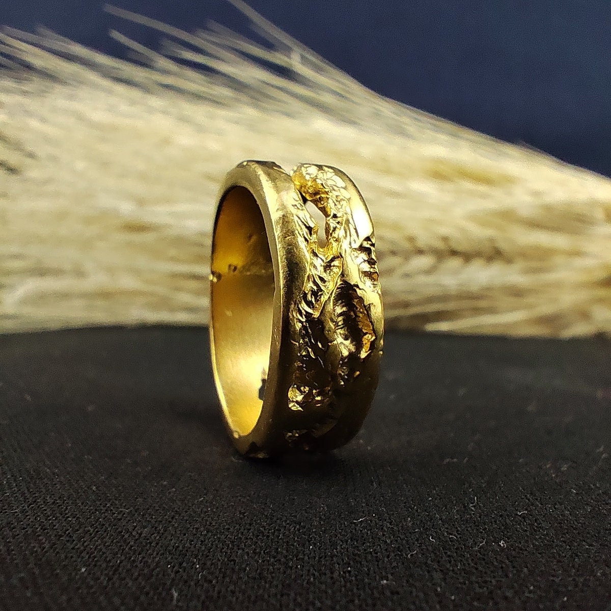Hammered Gold Ring, Organic Textured Wedding Band, Rustic Unisex Ring