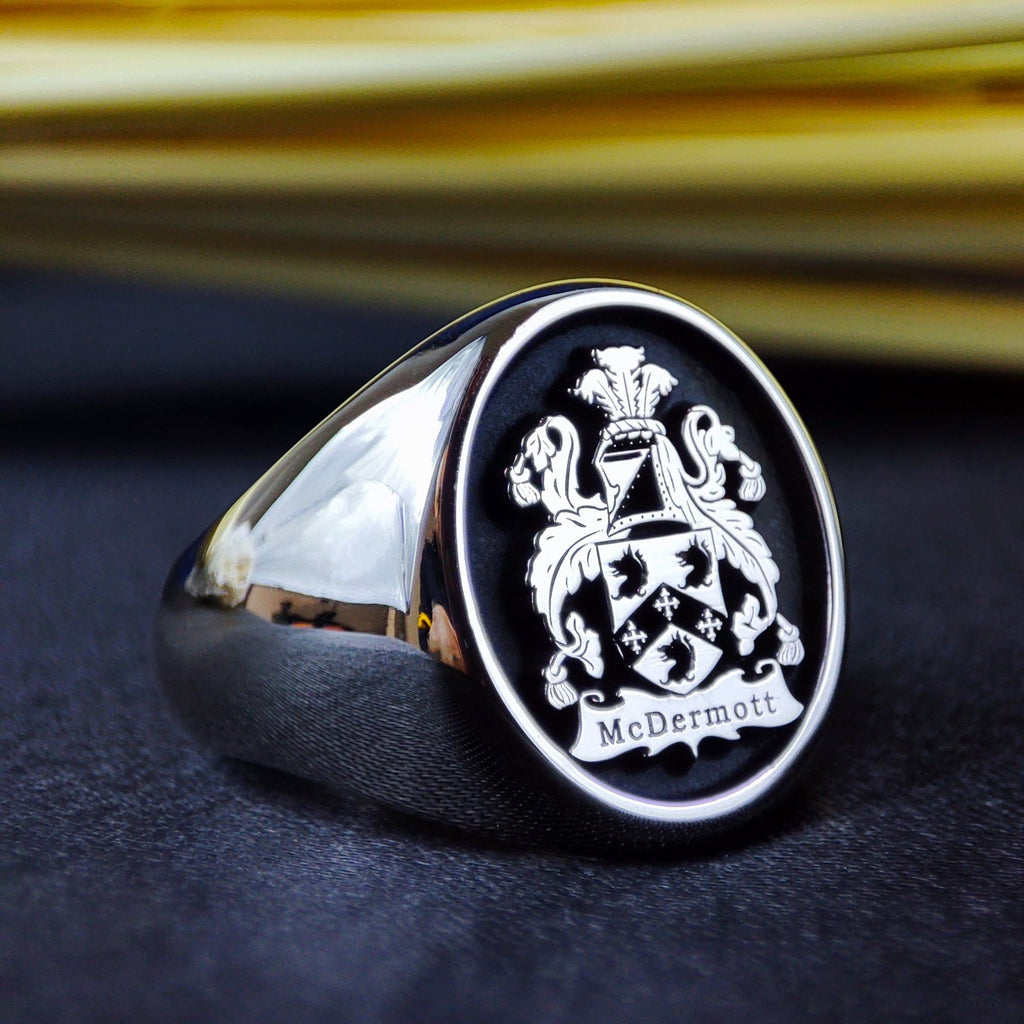 Custom Signet Ring, Engraved Family Crest Ring, Personalized Coat of Arms Heritage Gift