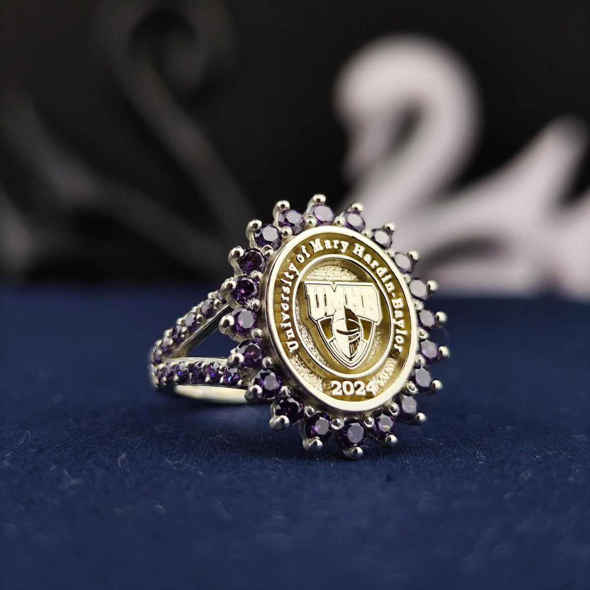 Purple Stone Class Ring for Women, Custom University Signet, Graduation Gift
