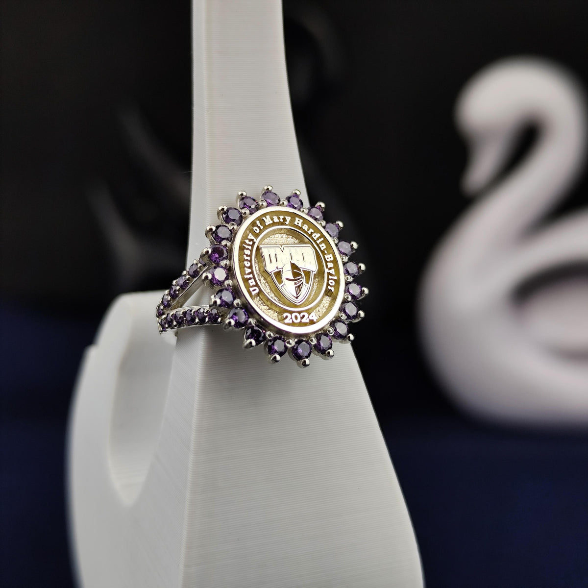 Purple Stone Class Ring for Women, Custom University Signet, Graduation Gift