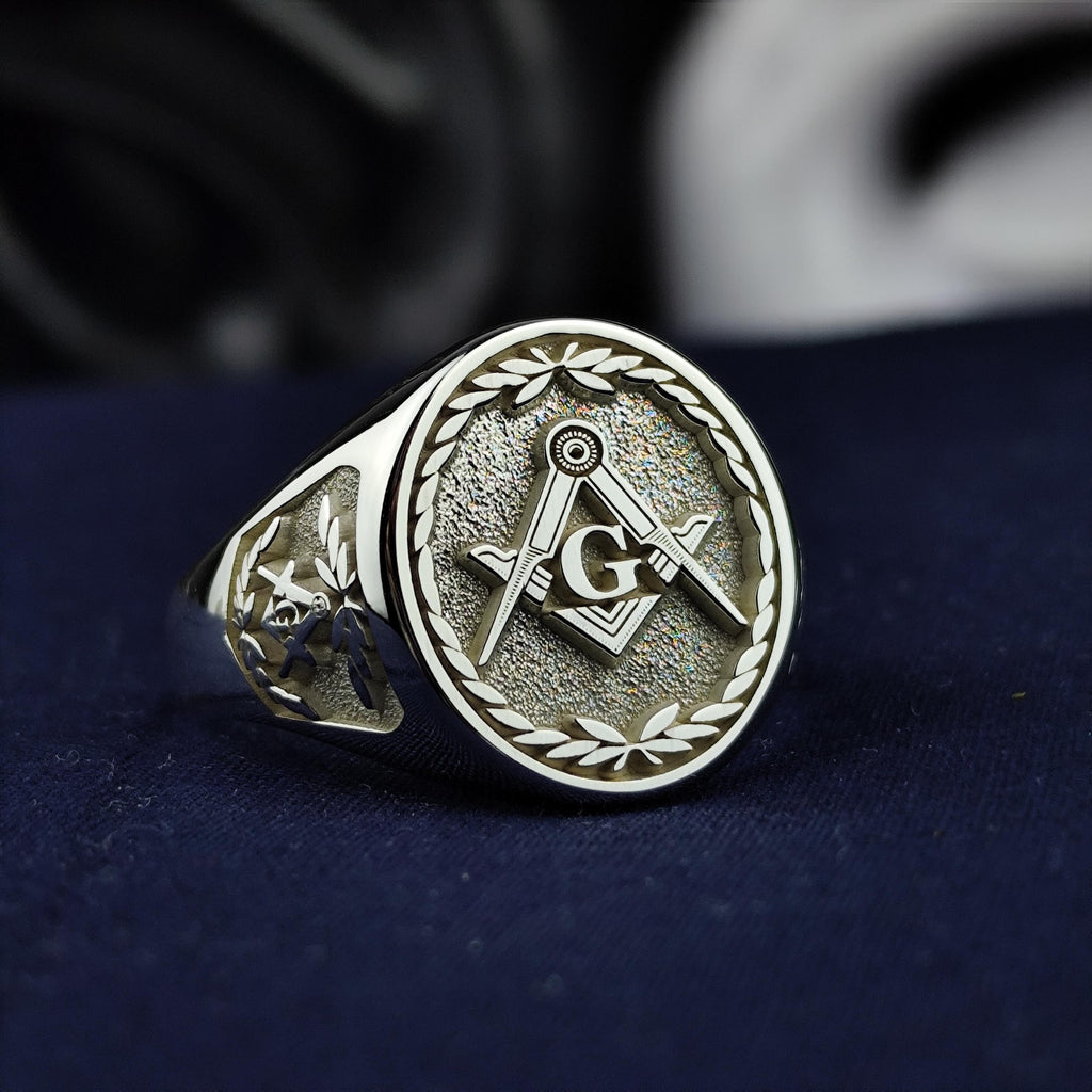 Silver Masonic Signet Ring, Square Compass Emblem, Vintage Men's Lodge Jewelry