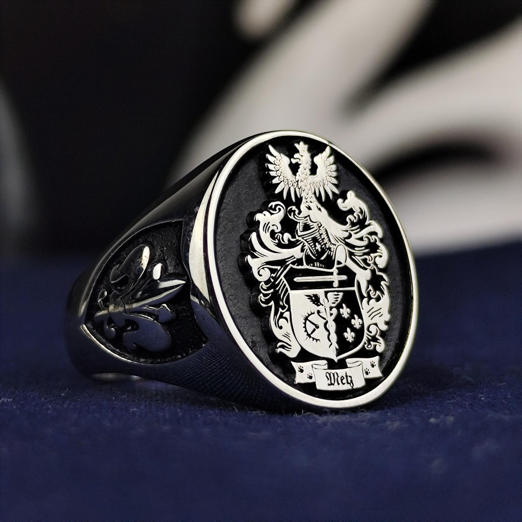 Personalized Family Crest Ring, Custom Coat of Arms Signet, Sterling Silver Heraldic Heirloom Gift