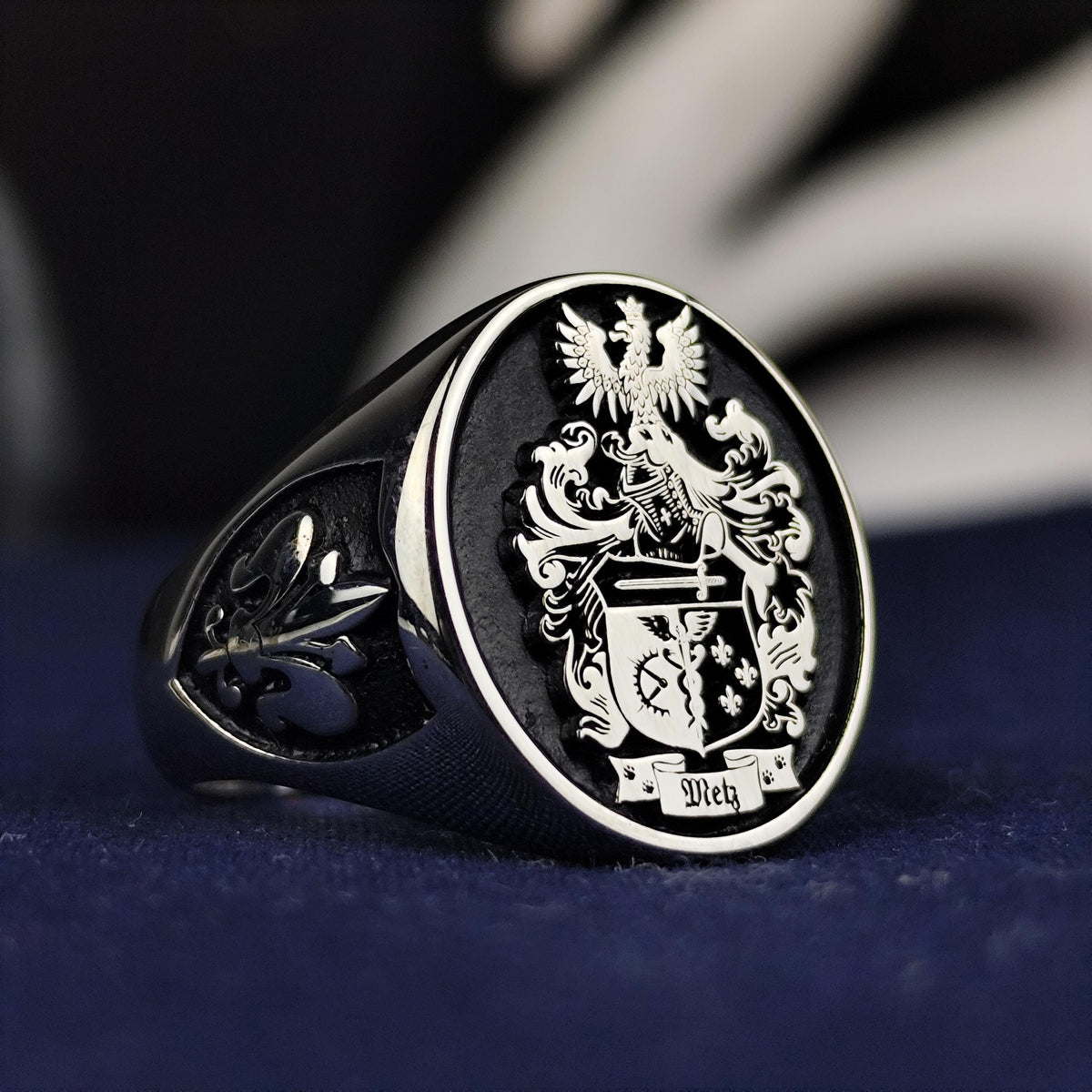 Personalized Family Crest Ring, Custom Coat of Arms Signet, Sterling Silver Heraldic Heirloom Gift