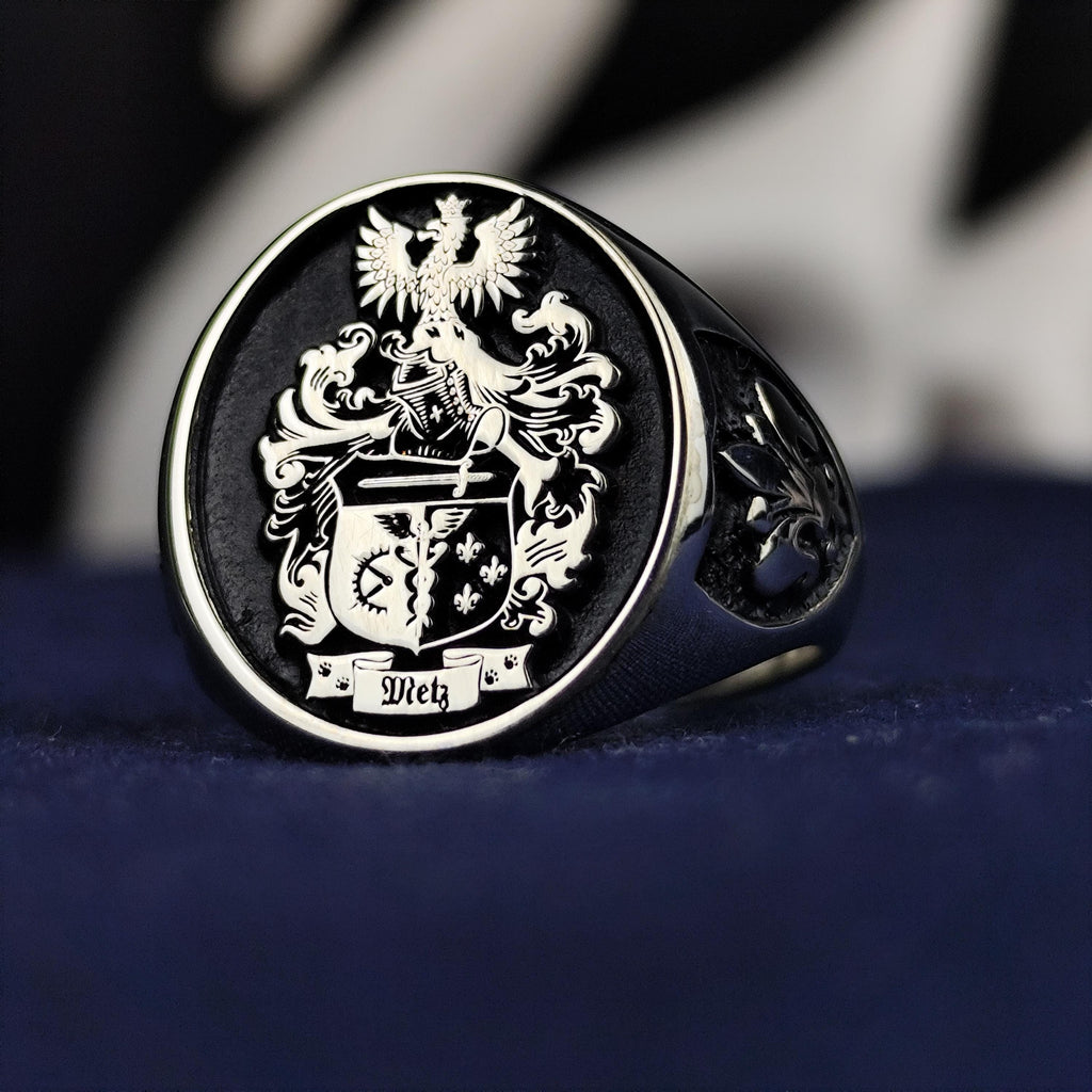 Personalized Family Crest Ring, Custom Coat of Arms Signet, Sterling Silver Heraldic Heirloom Gift