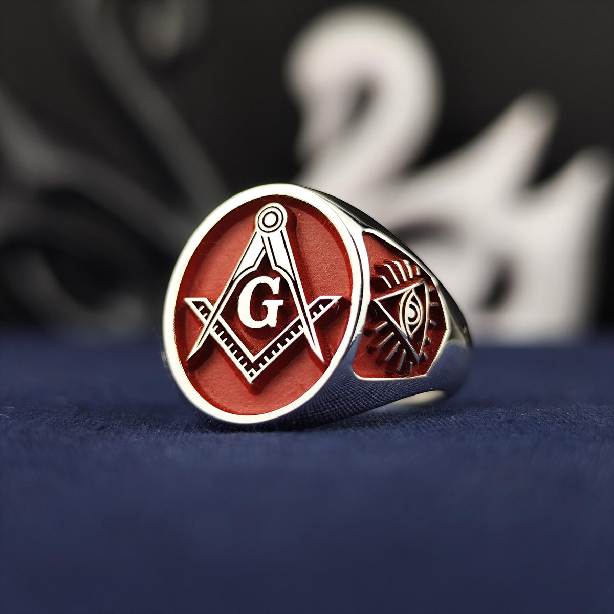 Handcrafted Freemason Ring: Sterling Silver Masonic Signet with Enamel