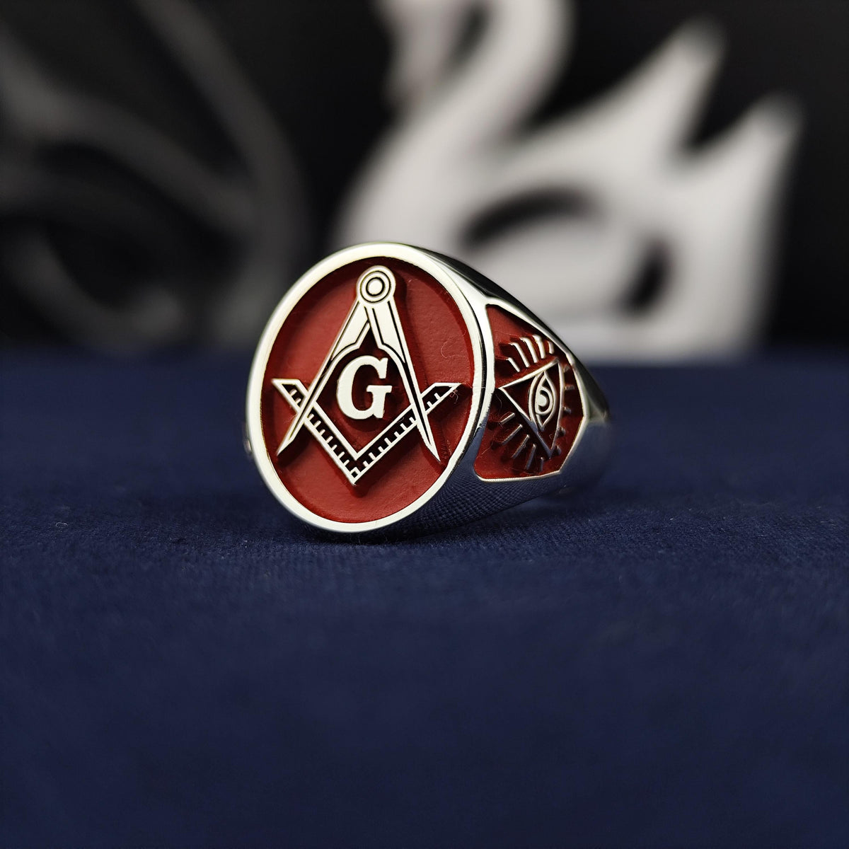 Handcrafted Freemason Ring: Sterling Silver Masonic Signet with Enamel