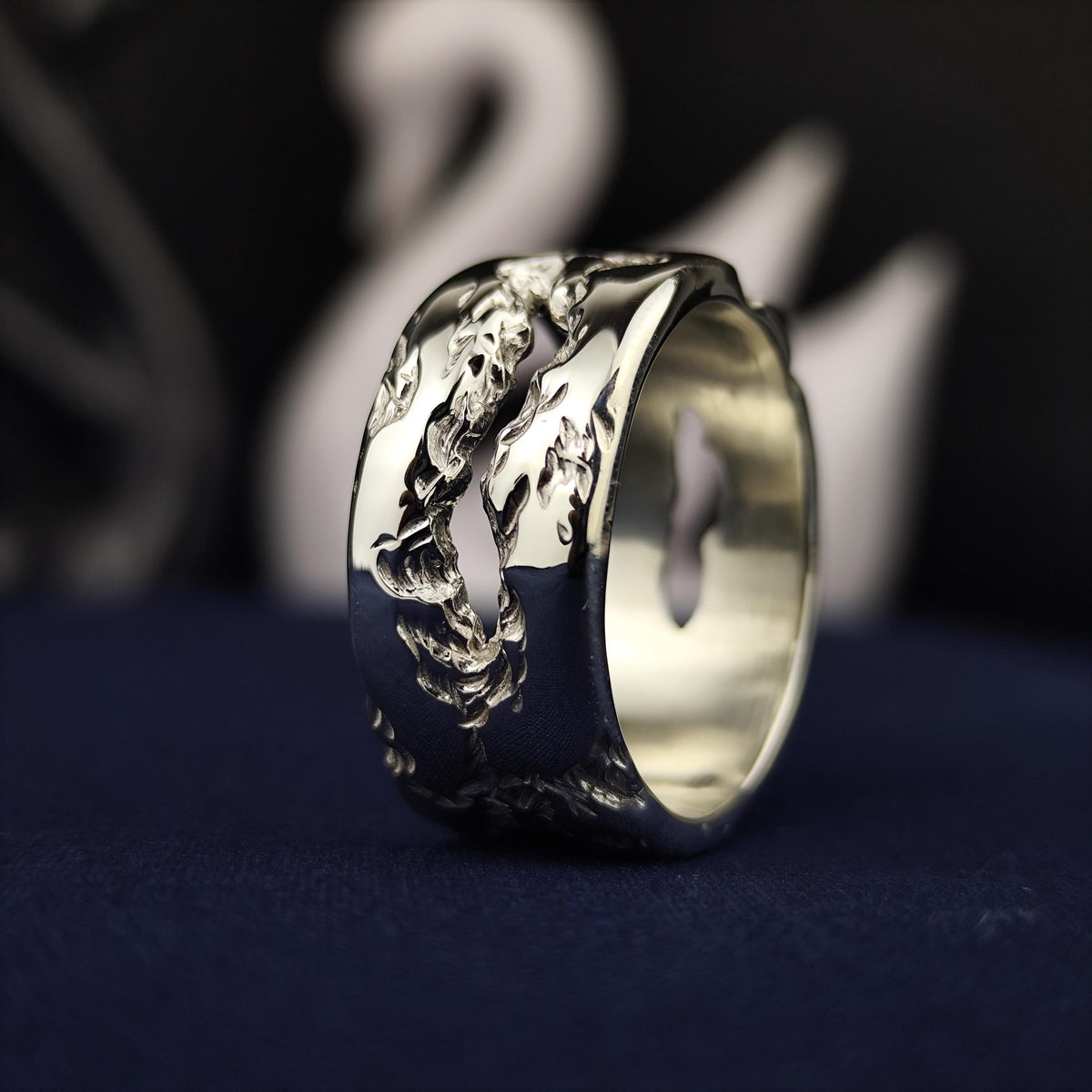 Botanical Silver Ring, Hand Carved Leaf Band, Rustic Unisex Jewelry