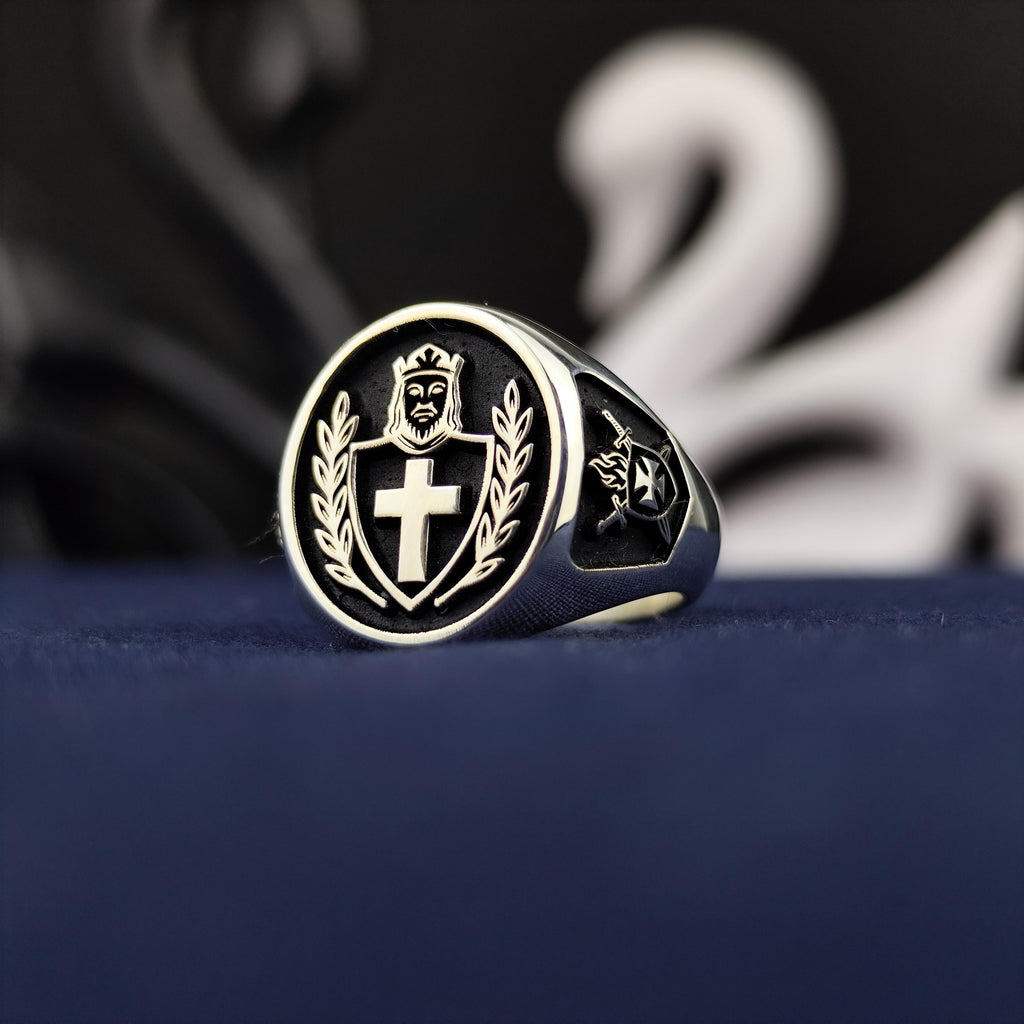 DeMolay Chevalier Ring, 925 Sterling Silver Masonic Signet, Crowned Knight Cross Shield, Fraternal Gift
