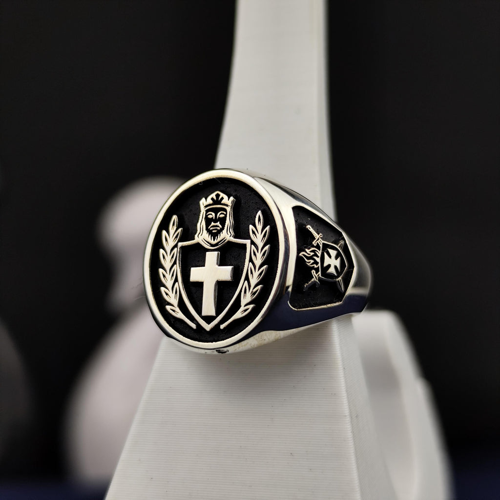 DeMolay Chevalier Ring, 925 Sterling Silver Masonic Signet, Crowned Knight Cross Shield, Fraternal Gift