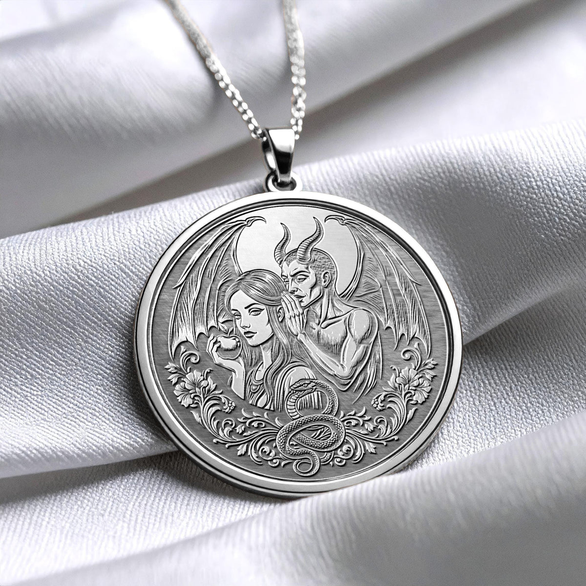 Lilith Witch Pendant – Goddess of Night