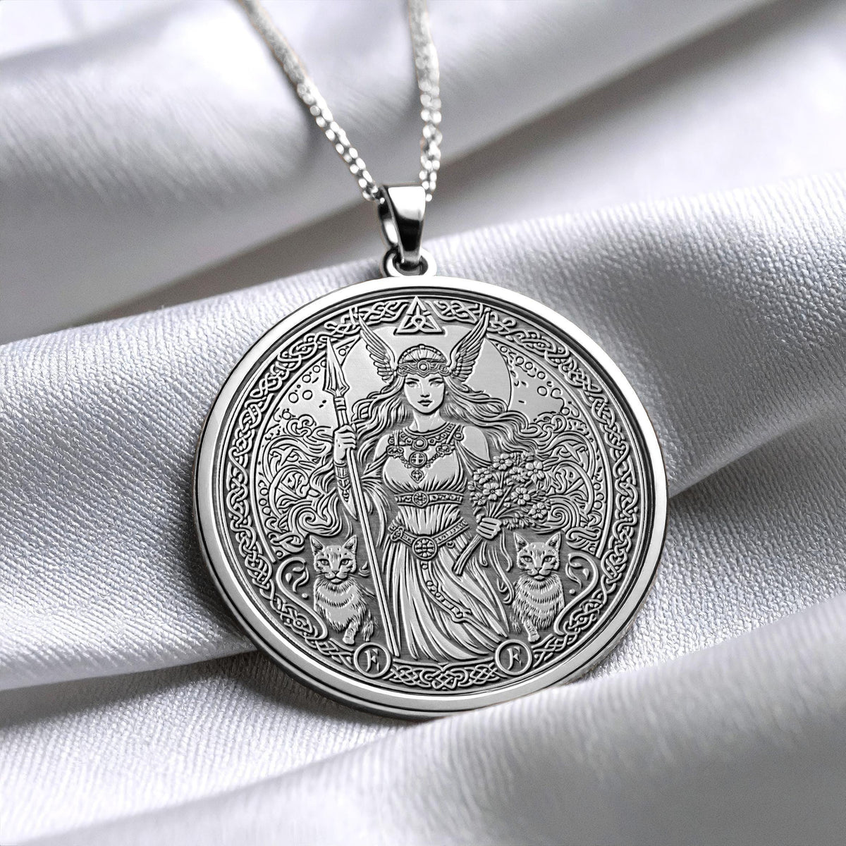 Freya Necklace – Norse Goddess Pendant, Viking Jewelry, Warrior Goddess Amulet, Nordic Mythology Charm