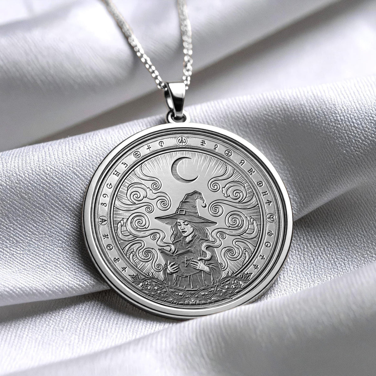 Witch Necklace – Magic Witchcraft Medallion Pendant