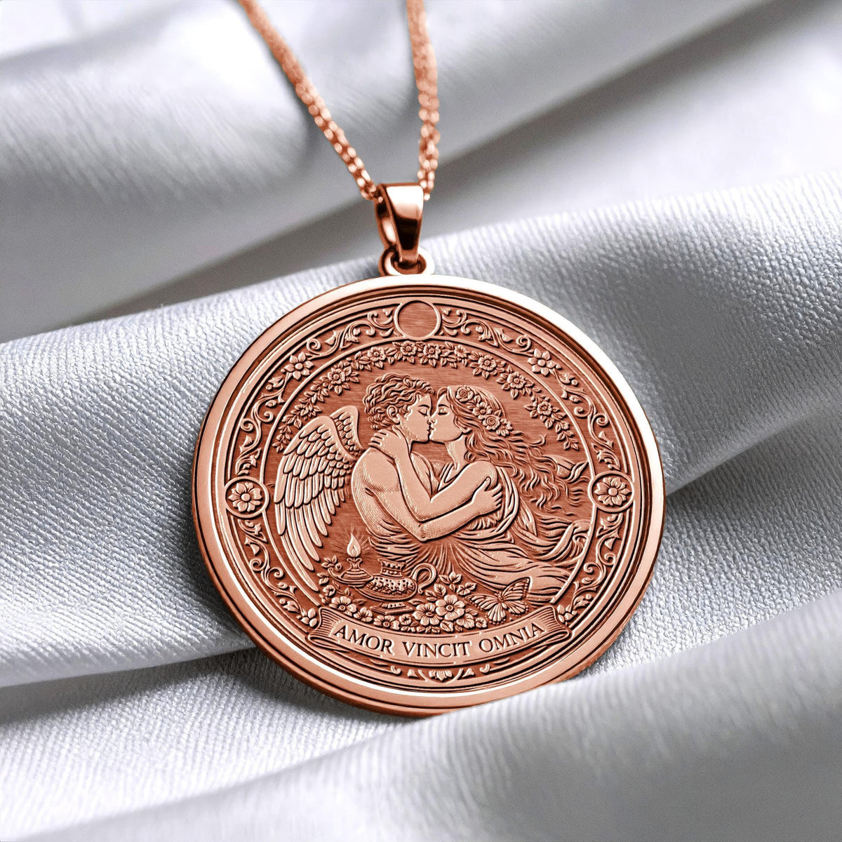 AMOR VINCIT OMNIA – Cupid and Psyche Pendant
