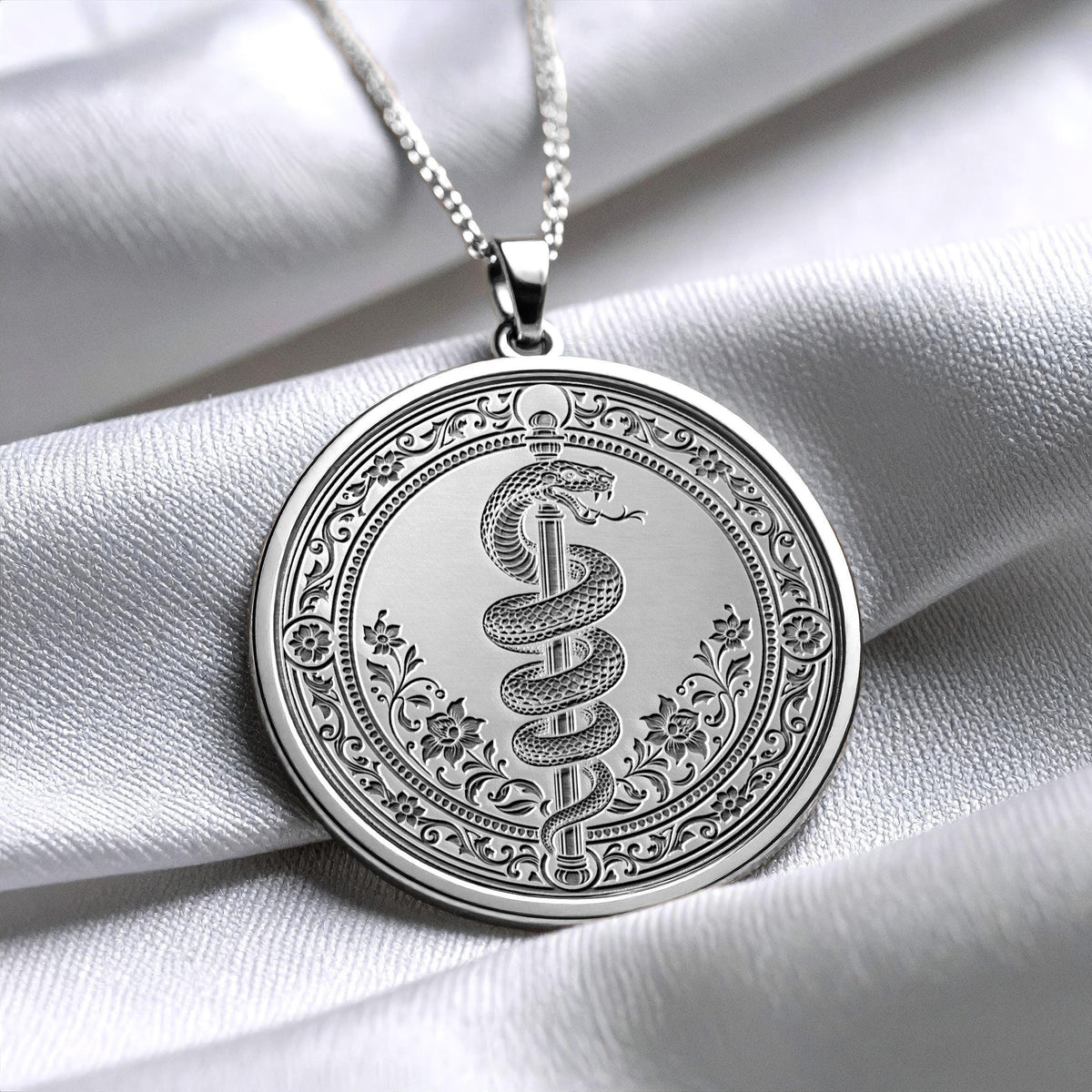 Moses Serpent Pendant – Symbol of Divine Power and Transformation