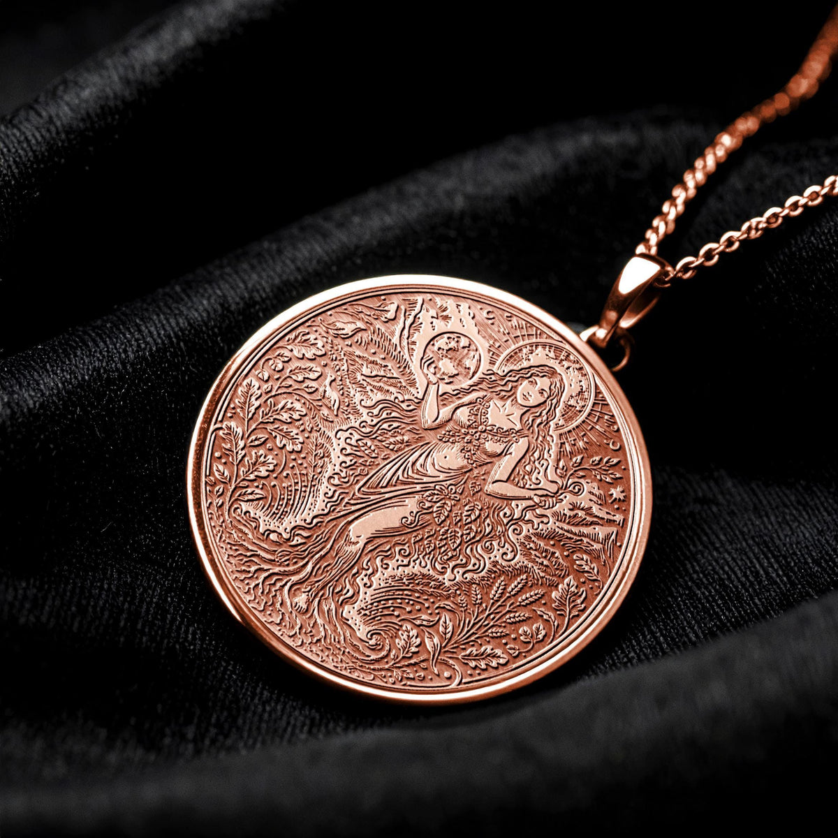 Gaia Necklace – Pendant of Life and Balance