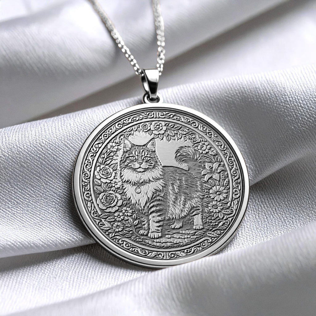 Maine Coon Cat Medallion Necklace