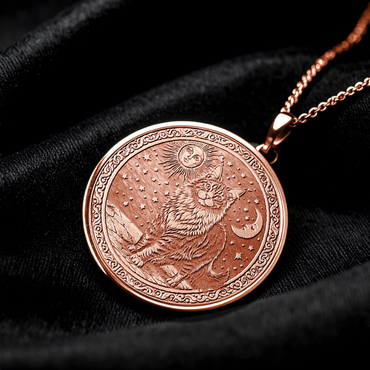 Maine Coon Cat Pendant Necklace