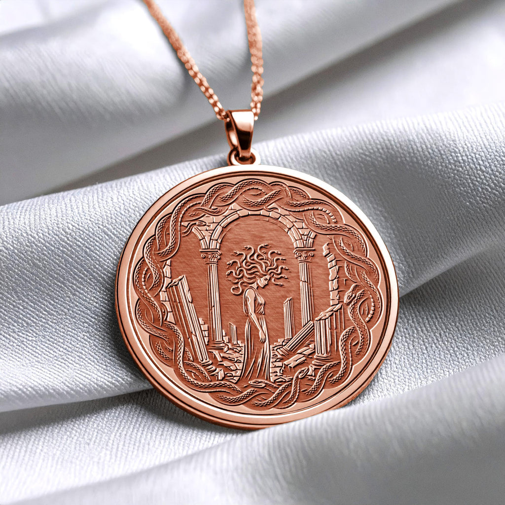Medusa Pendant – Divine Revenge Power Amulet