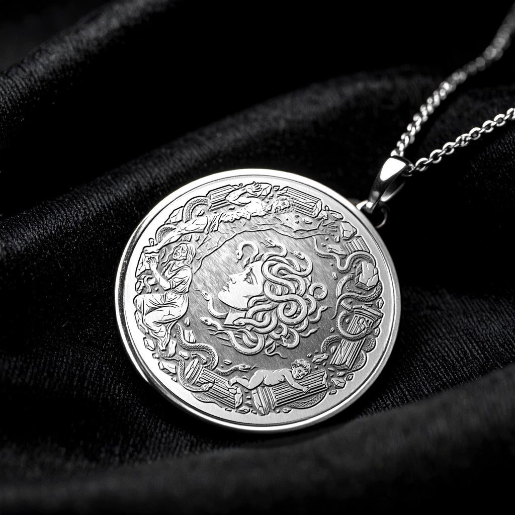 Medusa Necklace – Greek Mythology Protection Amulet
