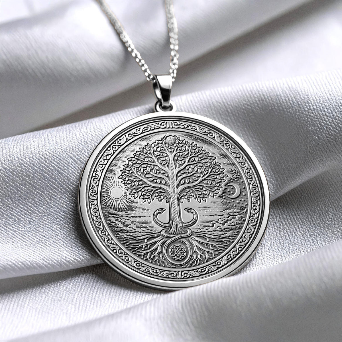 Yggdrasil Tree of Life Pendant – Norse Mythology Necklace