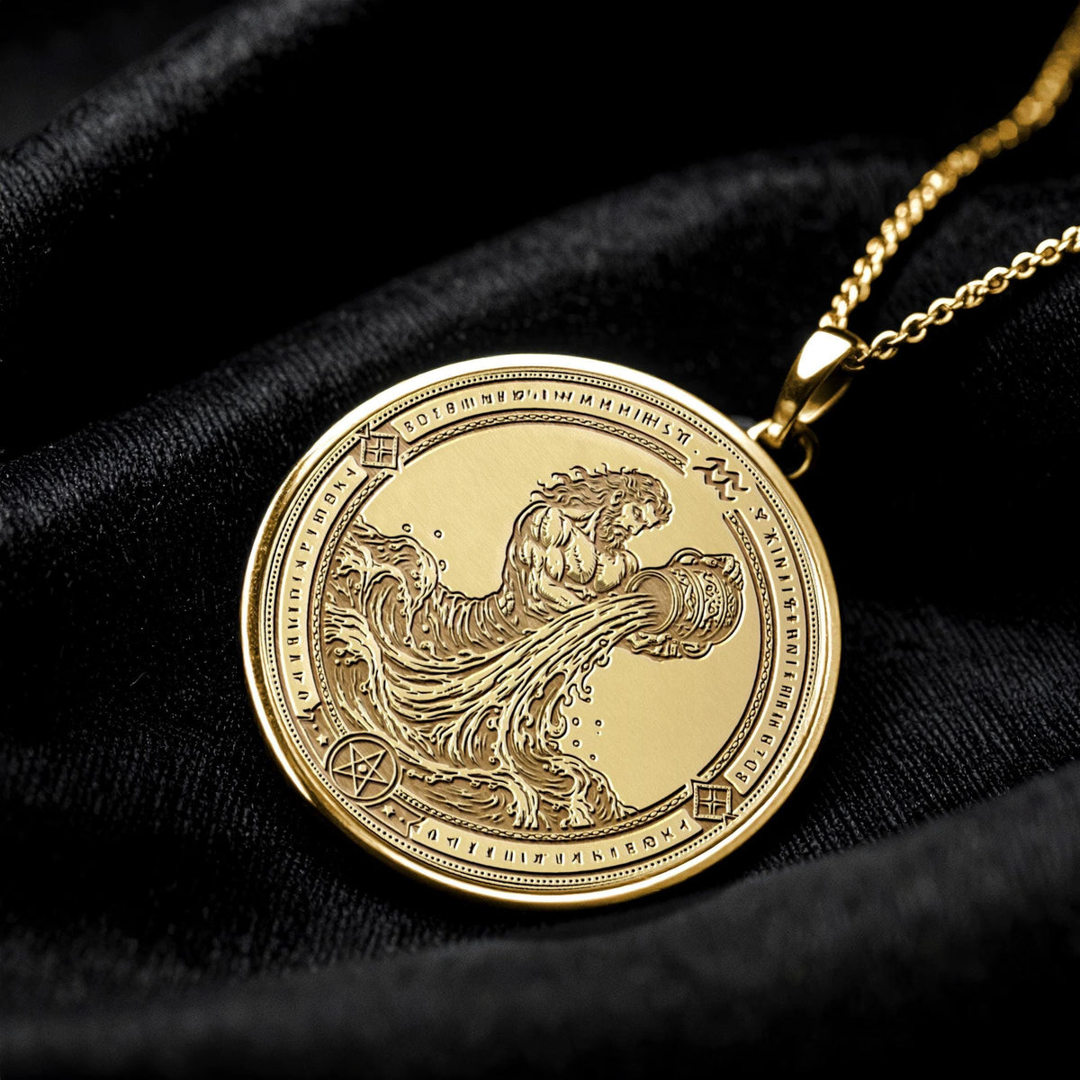Aquarius Pendant – Freedom, Vision & Authentic Power