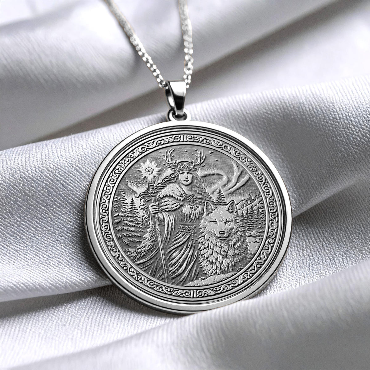 Spirit of the North Necklace – Strength, Guidance & Wild Freedom