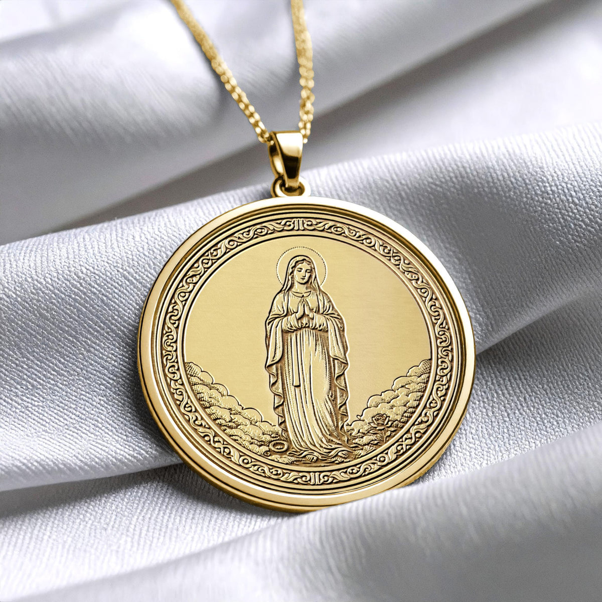Virgin Mary Pendant Necklace – Faith, Grace & Divine Protection