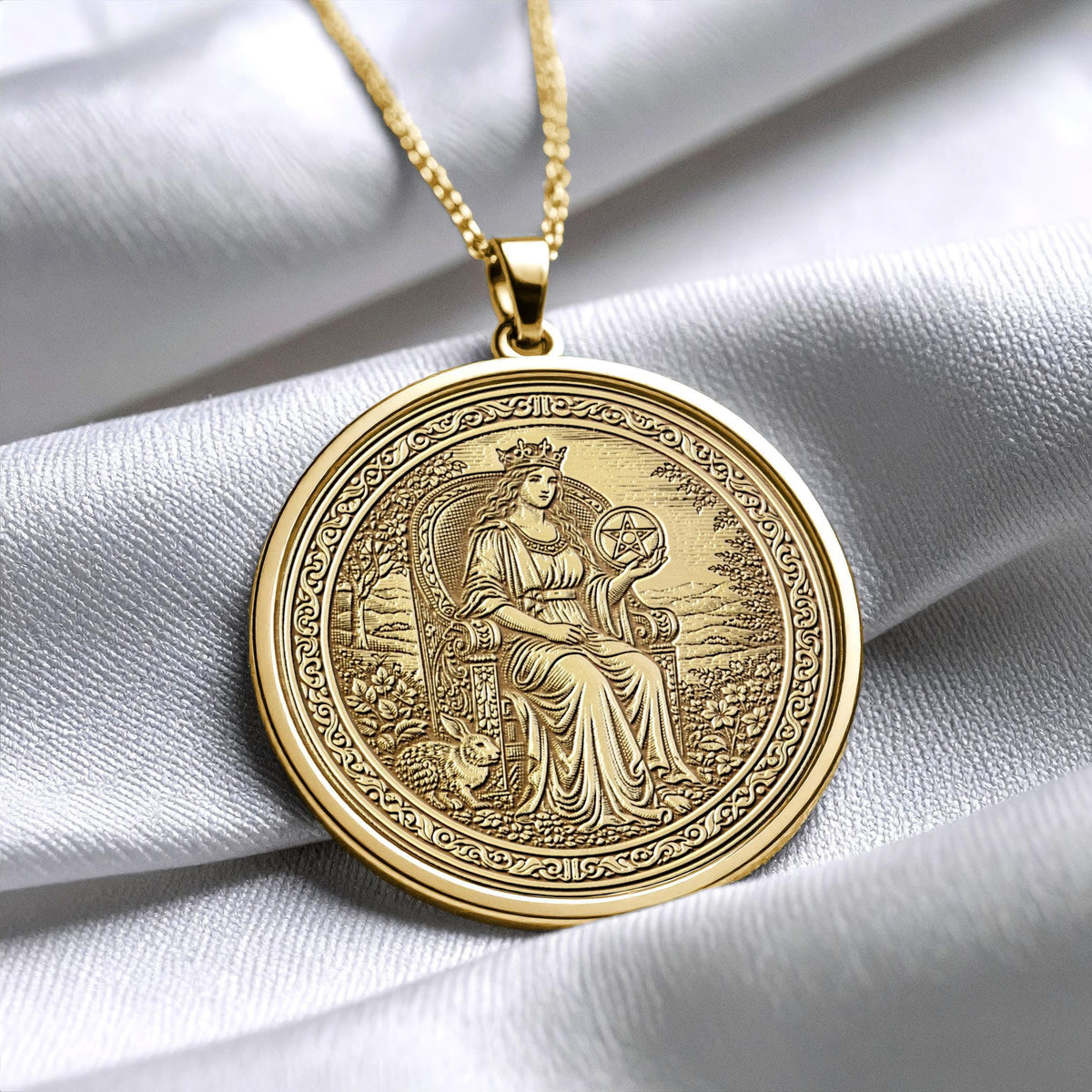 Queen of Pentacles Pendant Necklace – Abundance, Nurturing & Grounded Power