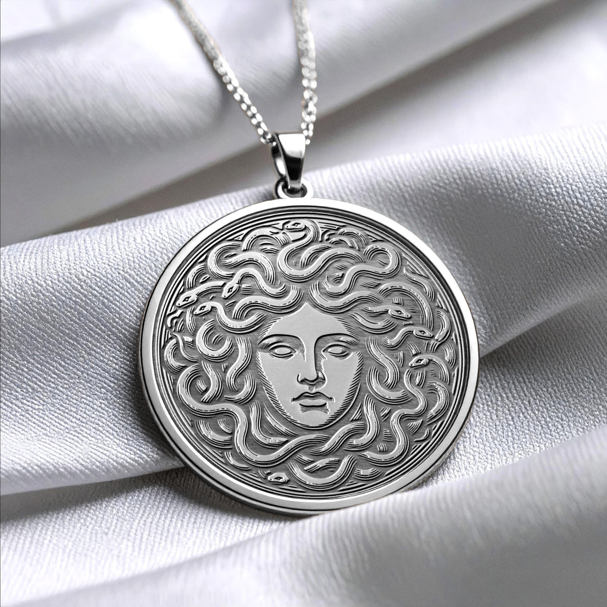 Medusa Pendant Necklace – Protection, Power & Divine Feminine Energy