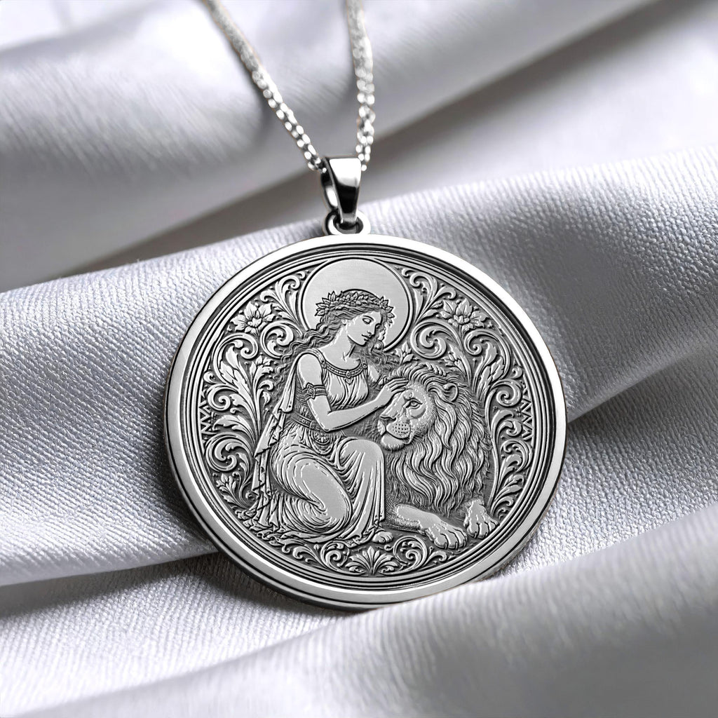 Strength Tarot Card Pendant Necklace – Courage, Resilience & Inner Power