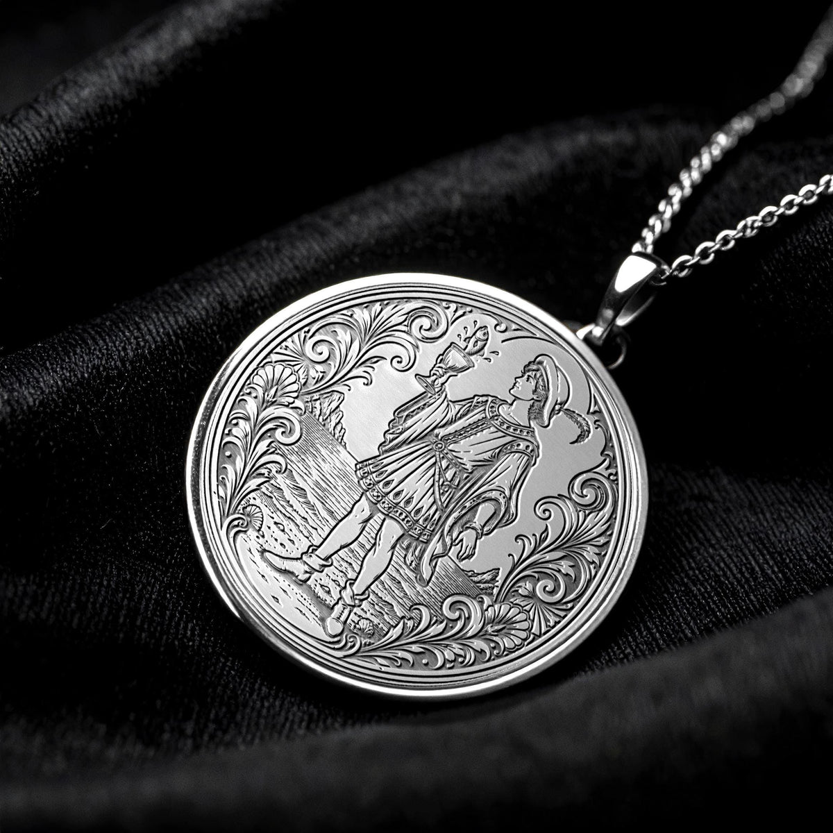 Page of Cups Tarot Necklace – Intuition, Creativity & New Emotional Beginnings