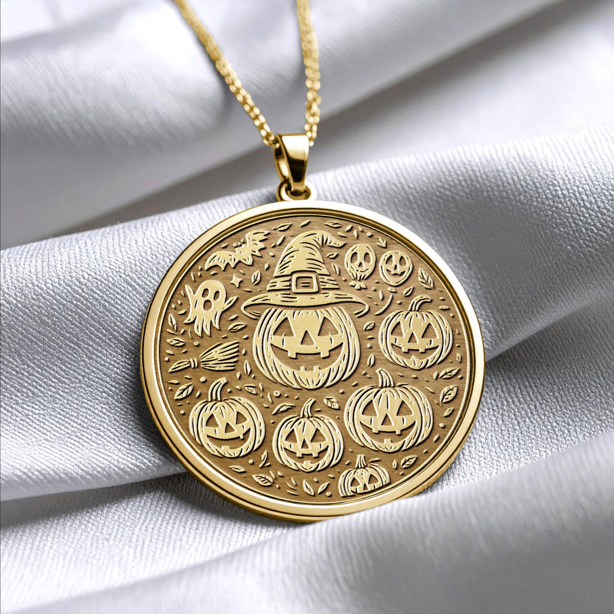 Spooky Halloween Pendant Necklace – Mystery, Magic & Midnight Vibes