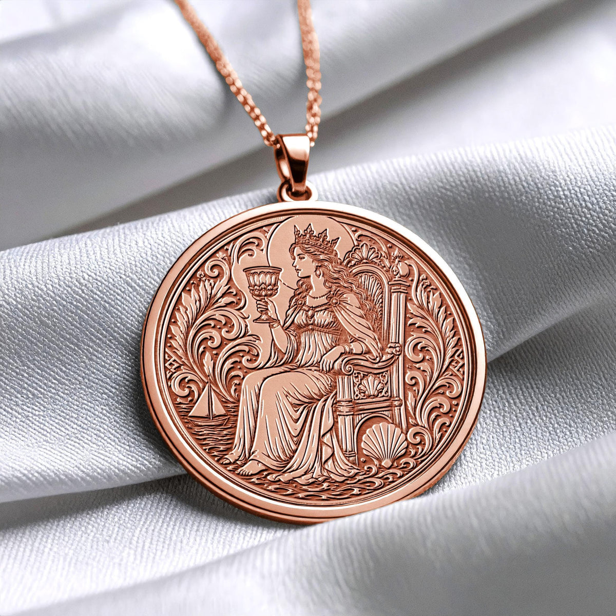 Queen of Pentacles Tarot Necklace – Abundance, Stability & Nurturing Strength