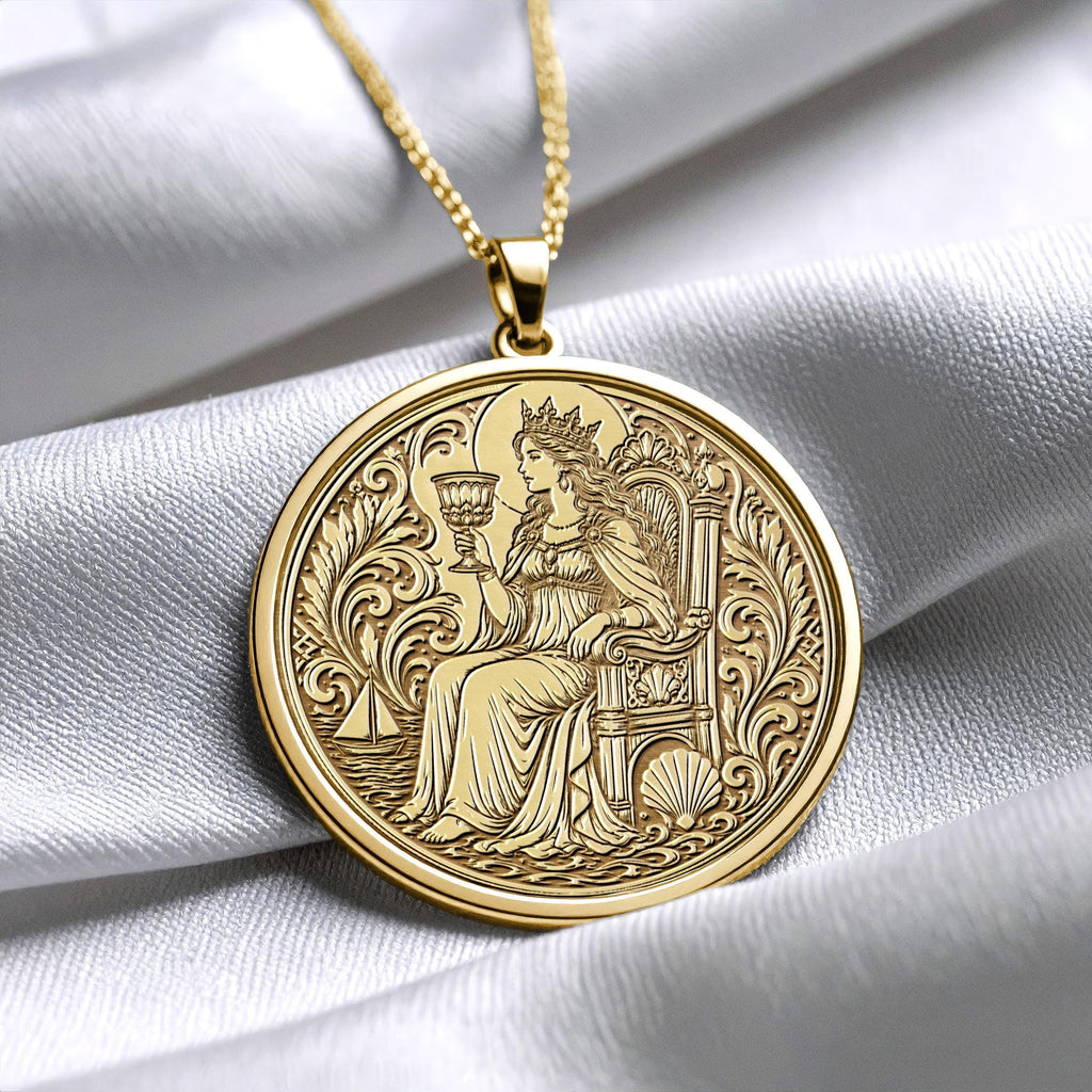 Queen of Pentacles Tarot Necklace – Abundance, Stability & Nurturing Strength