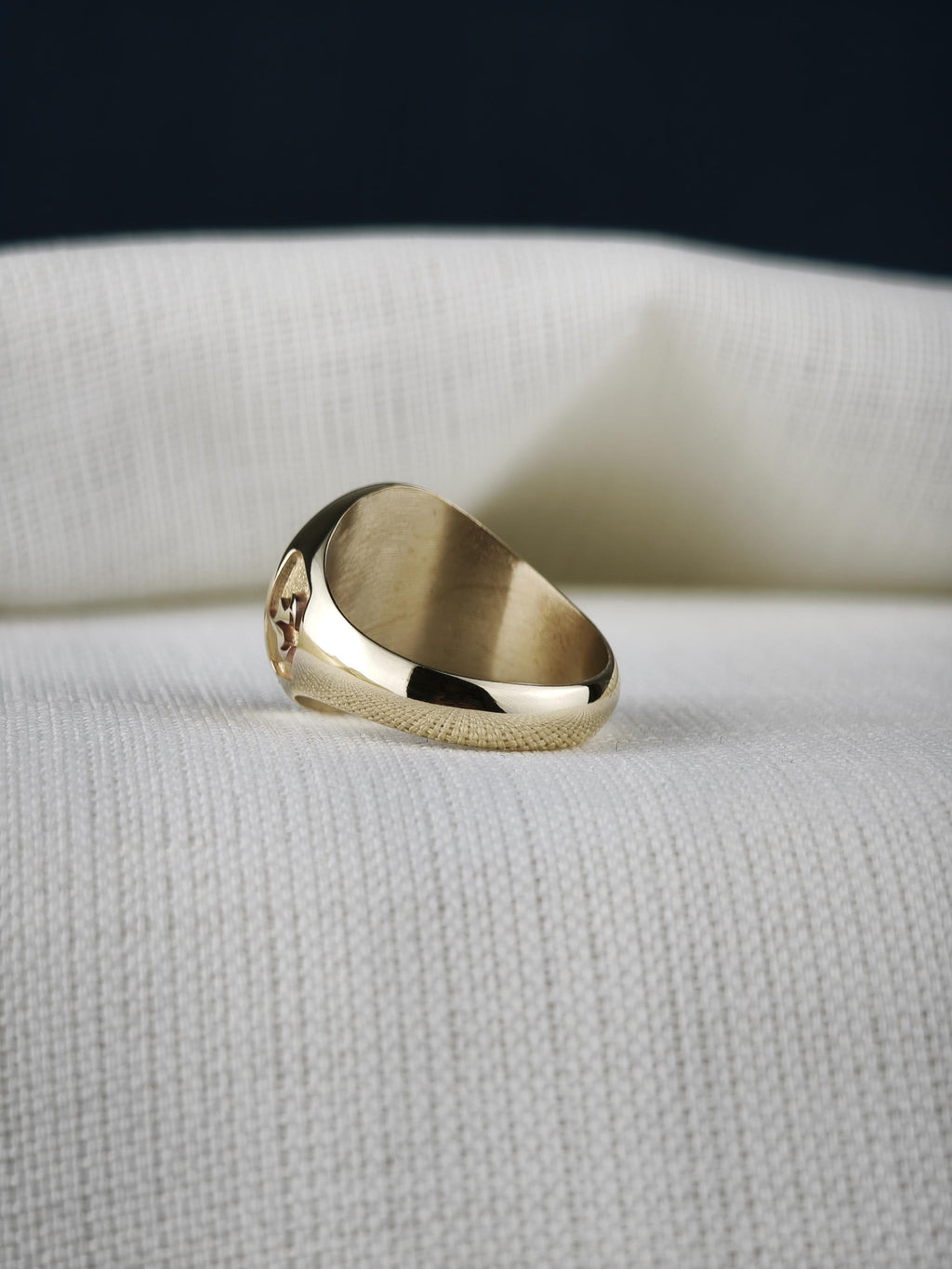 Personalized Family Crest Ring, Custom Coat of Arms Signet, Sterling Silver Gift for Husband