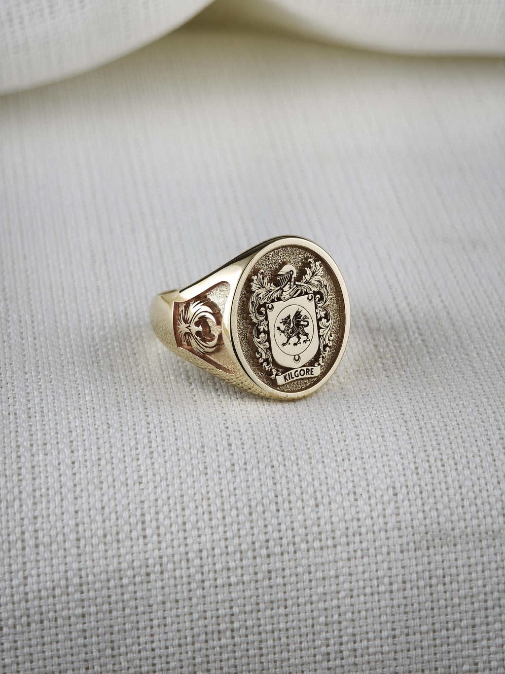 Custom Coat of Arms Signet Ring, Personalized Family Crest, Engraved Heirloom Gift for Husband