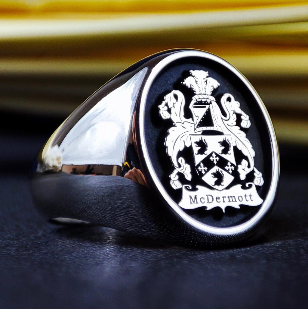 Custom Signet Ring, Engraved Family Crest Ring, Personalized Coat of Arms Heritage Gift