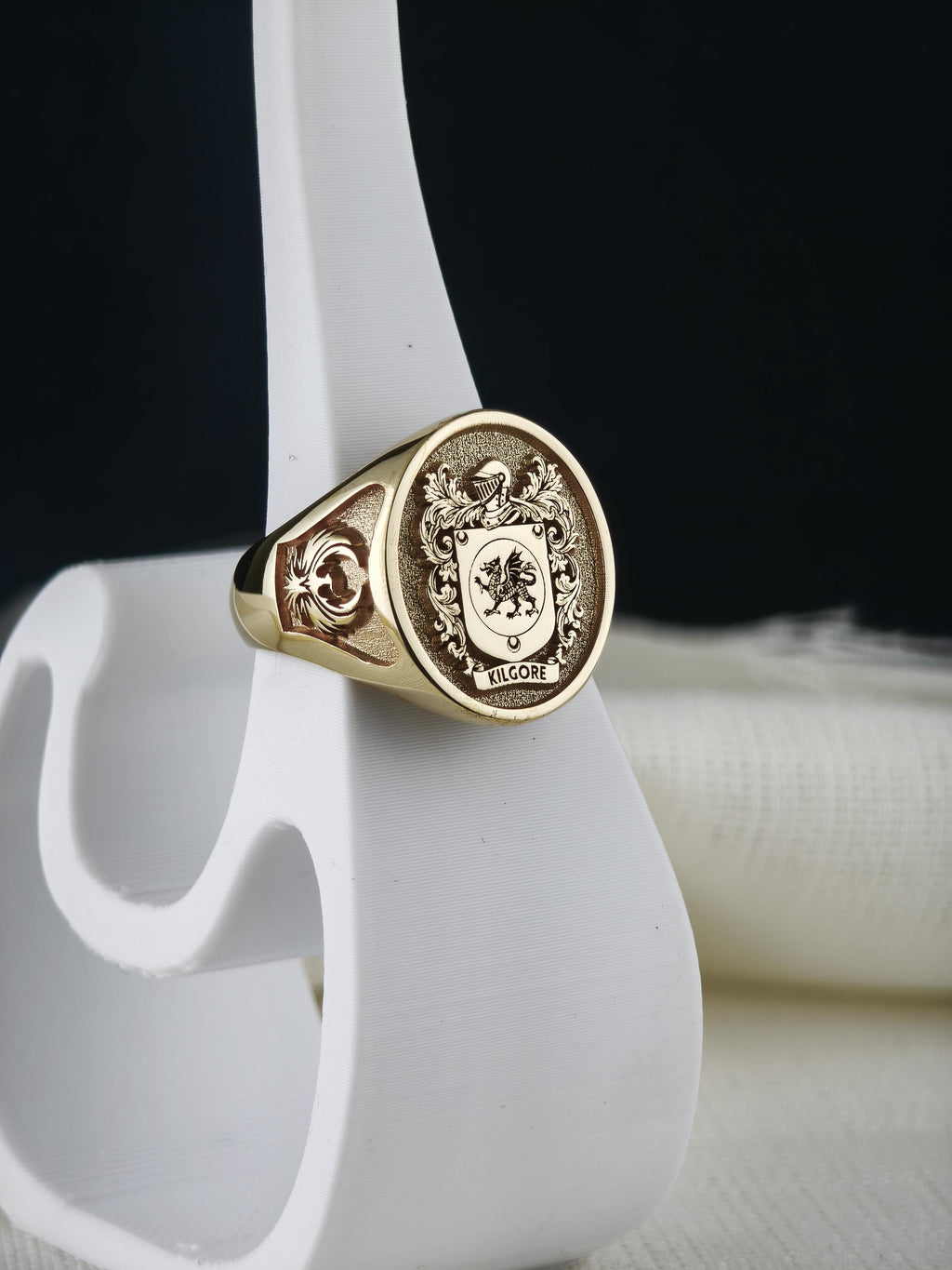 Custom Coat of Arms Signet Ring, Personalized Family Crest, Engraved Heirloom Gift for Husband